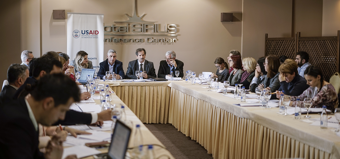 A janë pronat publike vetëm për biznes?