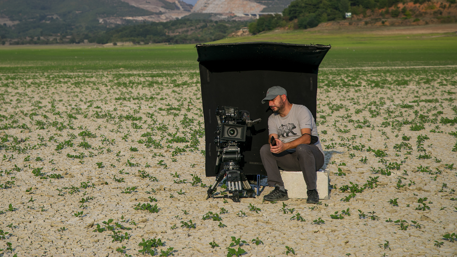 Samir Karahoda: Filmi i personazheve të mia nuk ka përfunduar