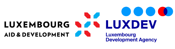 <b>LUKSEMBURŠKA POMOĆ I RAZVOJ I LUKSEMBURŠKA AGENCIJA ZA RAZVOJNU SARADNJU (LUXDEV)<br />
UNAPREĐENJE INTEGRITETA INFORMACIJA U DIGITALNOJ ERI I ERI VEŠTAČKE INTELIGENCIJE</b><br />
<br />
Ovo je prvi put da sarađujemo sa Luksemburškom agencijom za razvojnu saradnju (LuxDev). LuxDev podržava projekat “Unapređenje integriteta informacija u digitalnoj eri i eri veštačke inteligencije”, koji ima za cilj jačanje integriteta informacija u medijskom prostoru i široj javnosti na Kosovu kroz unapređenje tehnologije, novinarsku produkciju, kao i finansijsku podršku i mentorstvo za lokalne medijske kuće.<br />
Projekat se realizuje u okviru inicijative “Podrška civilnom društvu na Kosovu”, koju finansira Veliko Vojvodstvo Luksemburg, a sprovodi LuxDev, Luksemburška agencija za razvojnu saradnju.<br />
<br />
Aktuelna podrška: januar 2025 – jun 2026.