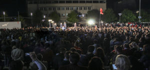 Ende nuk dihet kush do e formojë qeverinë e Kosovës, por e qartë është se qytetarët votuan për ndryshim