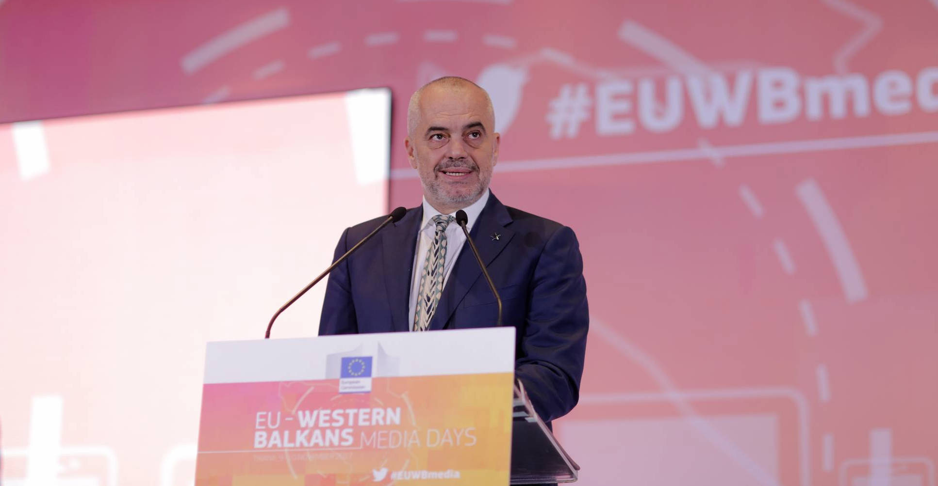 Të flaktë e të paditur: shtypi sipas Edi Ramës