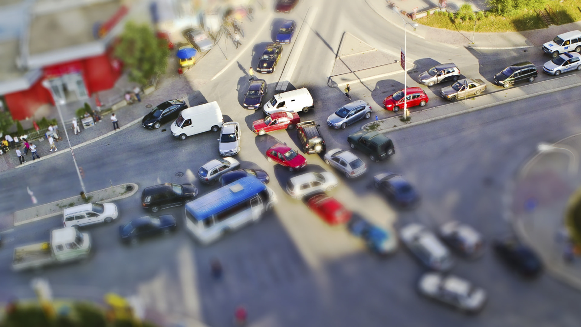 Who runs Kosovo’s public sphere: citizens or ‘Balkan experts’?